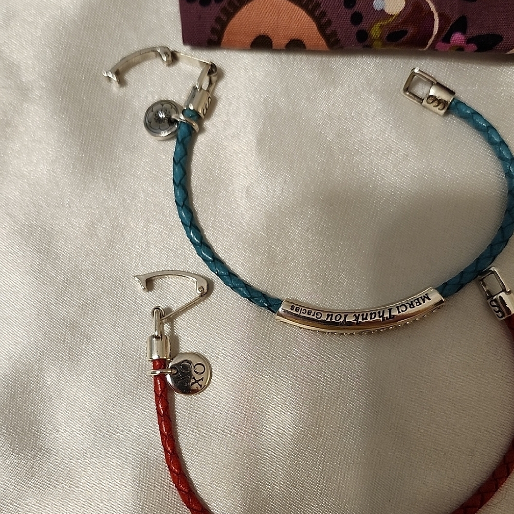 Elegant Silver and Red/Blue Bracelet Set - Picture 6 of 6